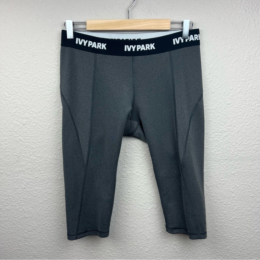 Ivy Park Low Rise Capri Leggings in Grey Sz L